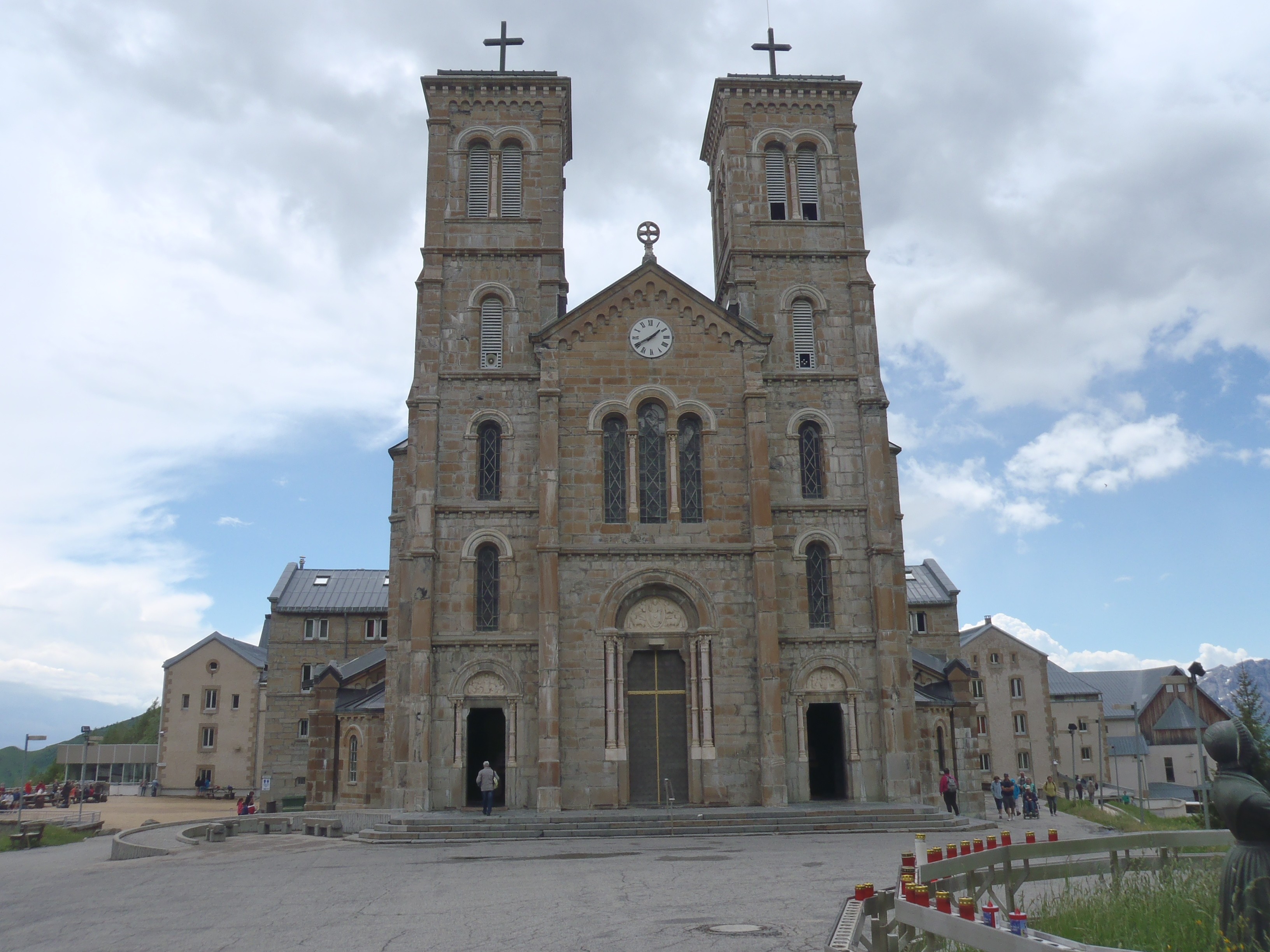 sanctuaire de Notre Dame de la Salette